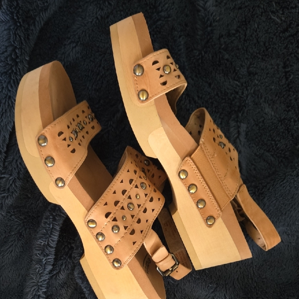 Earth Tan Sandals with Perforated Design and Ankle Strap - Picture 10 of 15